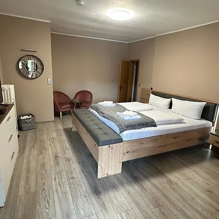 Ξενοδοχείο Gonzlay *