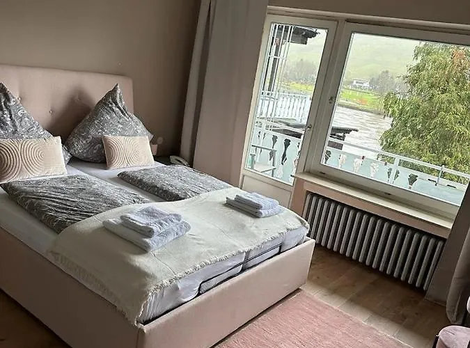 Gonzlay トラーベン・トラールバッハ